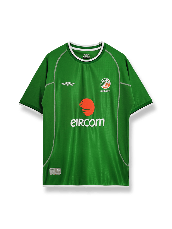 2002 season Ireland home uniform