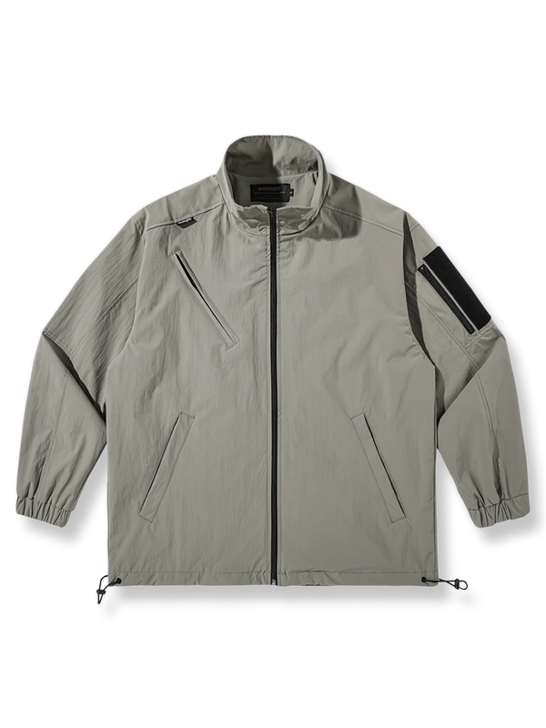 Stand-up collar Gore-Tex jacket with lots of pockets