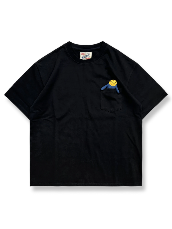 Short-sleeved T-shirt with a pocket and smile doll