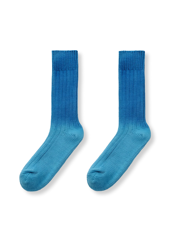 Indigo dyed gradation socks