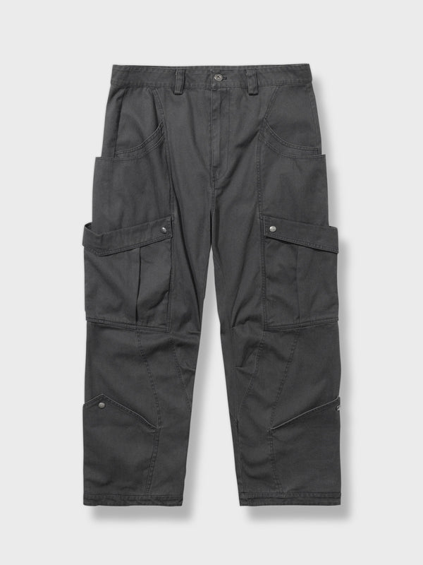 Straight leg work pants with pockets