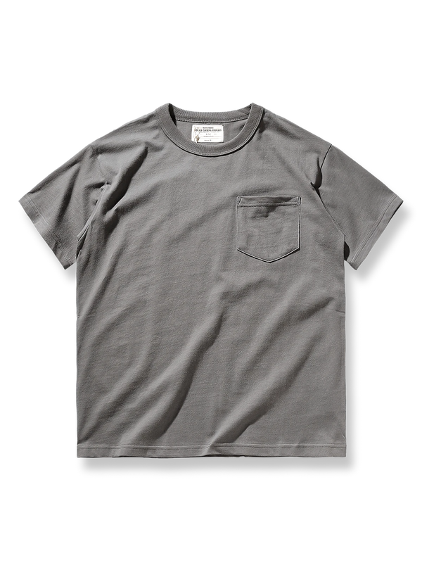 Short-sleeved T-shirt with pocket available in 7 colors