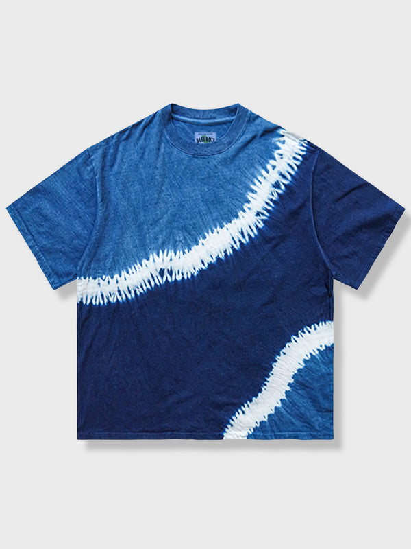 Tie-dyed chevron pattern indigo dyed T-shirt