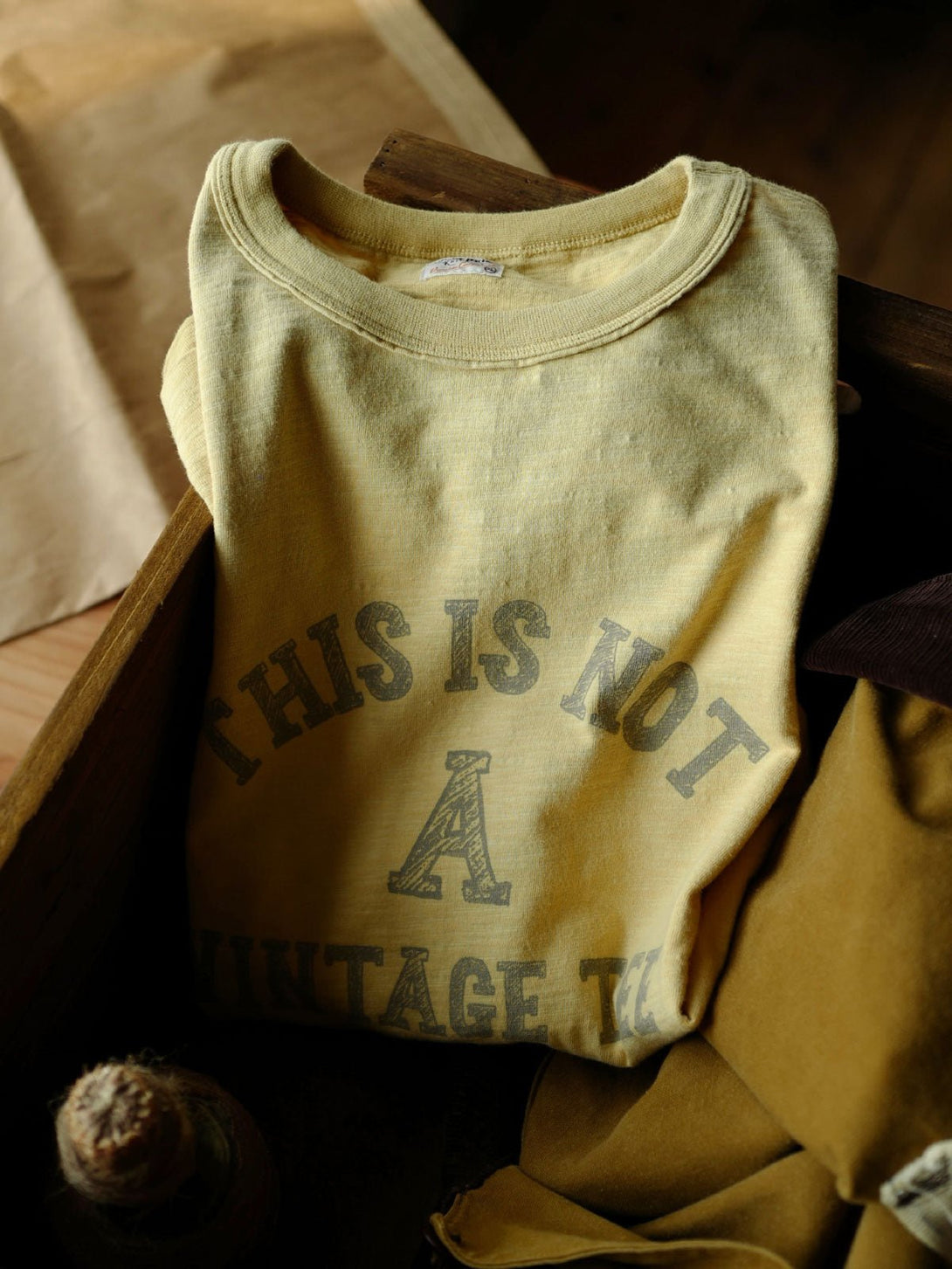 NOT Vintage Tee ヴィンテージ加工質感Tシャツのプリントディテール