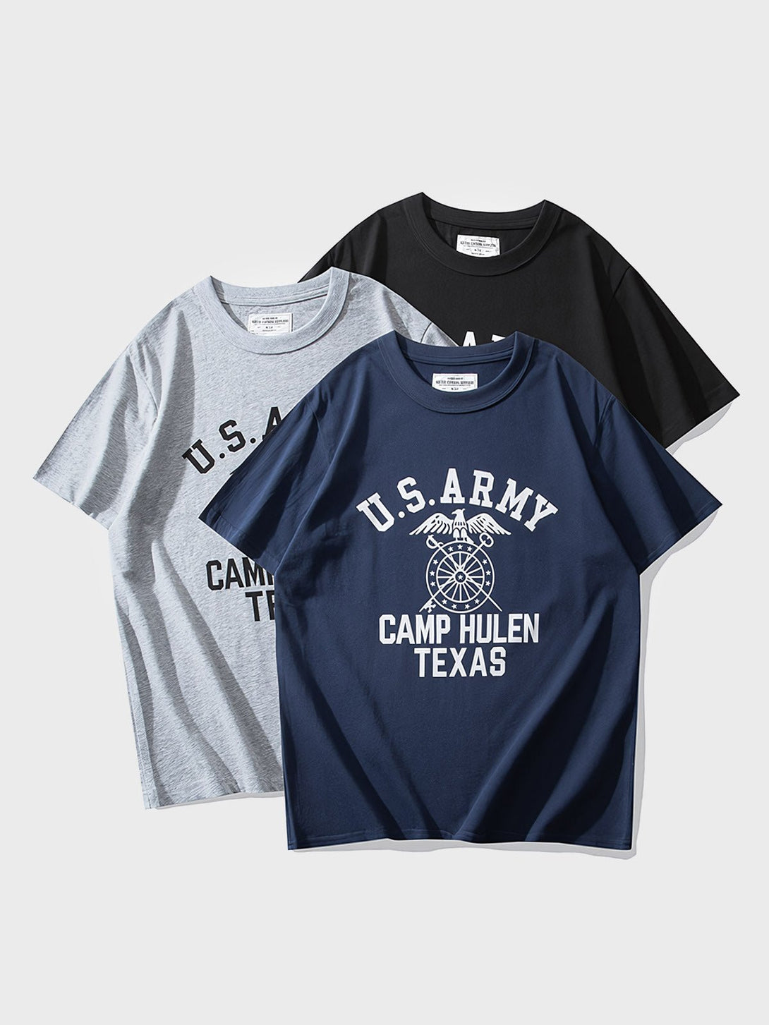 U.S. ARMY Tシャツのプリントディテールクローズアップ。